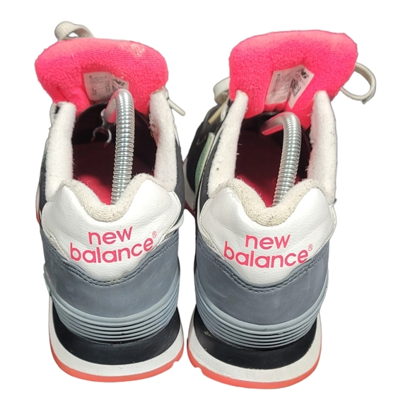 New Balance 574 Womens Size 11 Shoes SB7 - Picture 6 of 9
